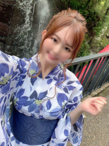 [FC2-PPV-2416683]ドキドキ温泉旅行①★上京前の旅立ち記念に一泊二日でハメ撮りしまくりました【プライベート】に出ているAV女優名は？