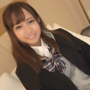[FC2-PPV-2438907]☆152㎝♪Bカップぺたんこ18歳☆夜景の綺麗な高層ホテルでおまんこ見せつけ生セックスに出ているAV女優名は？