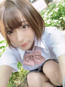[FC2-PPV-2376496]【顔出し】K③ナチュラル145cm　マン汁が糸を引くほど敏感マンコに中出しの記録に出ているAV女優名は？