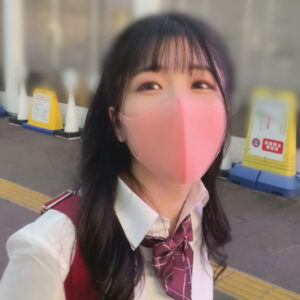 [FC2-PPV-2517230]令和初撮り① 性の目覚め☆へんたいおじさんの生ちんで初中イキ⇒中出し⇒顔射に出ているAV女優名は？