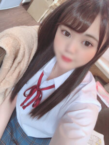 [FC2-PPV-2521440]☆撮影2回目☆めっかわ18歳と自宅ハメ撮り⇒おまんこの最奥におじさん精子をドバっと放出しました。に出ているAV女優名は？