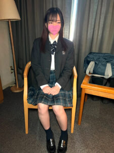 [FC2-PPV-2888845]【個人撮影】L●Kかんなちゃんと初めての**活_素朴な雰囲気だけど隠れ巨乳の制服女子※イキ乱れる姿から中出しまで完全収録に出ているAV女優名は？