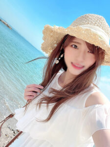 [FC2-PPV-3073458]【夏休みセックス】大人のSEX旅行　リアル　大学事務員のお*さんと大学教授のお盆旅行セックス　特別な空間に昂ぶり生ハメ中出しをしてしまう女性　何度も中出しアクメに出ているAV女優名は？