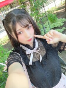 [FC2-PPV-2313651]【クセ強女#017】声掛け待ちヤリマン地雷系マゾビッチJD22ちゃい、イケメンチンポでガックガク痙攣イキ狂いぶっ飛び中出し調教♡【死んだ目】に出ているAV女優名は？
