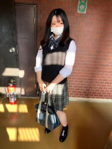 [FC2-PPV-3090350]顔出し【個人撮影】優等生女子と自宅でのハメ撮り映像を配信_ぶっかけ～中出し_痙攣絶頂姿を収録に出ているAV女優名は？