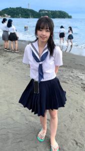[FC2-PPV-3106920]**【個人撮影】江ノ島の海で見つけたピンクの水玉水着ちゃん_最強のプリケツ美**の生ハメ映像放出に出ているAV女優名は？