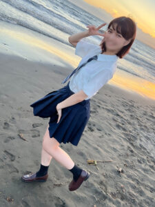 [FC2-PPV-3111033]【個撮・中出し】卑猥すぎる陰毛ボーボーなすみれちゃん☆ギャップ萌え剛毛まんこにデカ太ペニスでガチ交尾に出ているAV女優名は？