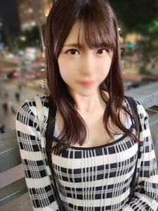 [FC2-PPV-3113359]【激シコ・かわいさ反則級】坂道系くろかみ天然むすめ・あかり20歳 いちいちエロカワ 天使の笑顔で「ちんちん入れたい」生挿入で膣イキ＆中出しに出ているAV女優名は？