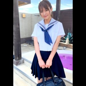 [FC2-PPV-3162006]吹奏楽部_13時間着用【個人撮影】汗だくのムレムレ水色パンツちゃん_※おじさんチンポで開発済みのアイドル級美**との映像に出ているAV女優名は？