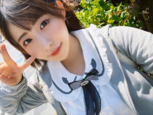 [FC2-PPV-3113878]【鬼かわJD】****制服コスJDをSNSゲット＆即お持ち帰り。2か月前まで処女だったドMビッチが玩具でアクメ絶頂でヨリ目でイキまくる合法**パコ♡【**顔もかわいい】に出ているAV女優名は？