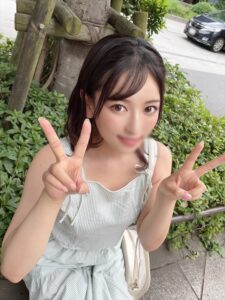東條なつ