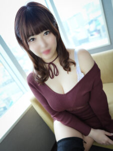 [FC2-PPV-3269433]【ご褒美・中出し】エッチで「つおい」おねえさん ななみ25歳 ドMな巨根オトコに我慢汁べとべとになるまで調教いたぶりおせっせの記録に出ているAV女優名は？