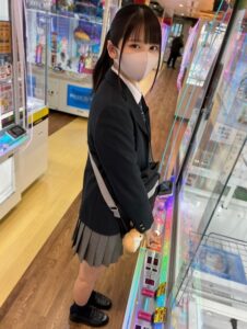 [FC2-PPV-3274105]真面目モデル体型に出ているAV女優名は？
