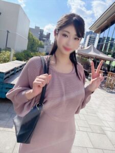 [FC2-PPV-3301954]【即イキ敏感クリトリス♡】170cm越え長身ドMビッチ23歳 猛烈クンニマシーンで失神痙攣＆追いクンニで昇天アクメ地獄!!脳バグ状態で鬼パコガンギマリ中出し調教♡【脚ガックガク!!】に出ているAV女優名は？