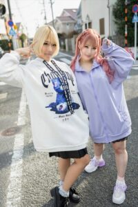[FC2-PPV-3423152]【ヤリマン×さけ】最強スプラッシャー降臨!!W ドMビッチギャルさけ飲んで吹きまくりえずきまくり体液まみれマジキチ中出しぶっかけ4P 乱交【シュ池肉リ〇チ♡】に出ているAV女優名は？