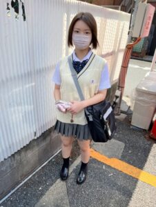 [FC2-PPV-3618114]顔出し【個人撮影】低身長ボインの短髪ギャルとのハメ撮り_イキ顔がエロ過ぎる制服女子に中出しに出ているAV女優名は？