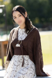 [FC2-PPV-3656058]【マジキチ美人女医ww】総合病院勤務美人女医27歳 〇〇くすりxストゼロODでパキッてラリって**パコ激ヤバ中出しww【用法容量厳守】に出ているAV女優名は？