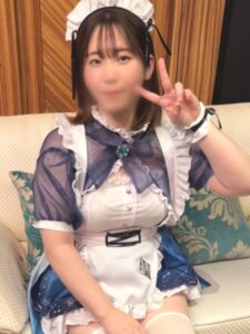 [FC2-PPV-3918112]オーナーからの中出しで給料アップ！デカ尻ムチムチコンカフェ嬢に濃密セックス！【綾香(22)】【レビュー特典】に出ているAV女優名は？