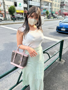 [FC2-PPV-3940952]【おちんちん×⑤】清楚系・ぽっちゃり「Iカップ」お嬢様 ひな・22歳 初乱交で複数ちんぽに「絶叫中イキ」に出ているAV女優名は？