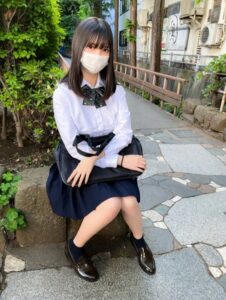 [FC2-PPV-4022693]顔出し【個人撮影】彼氏には内緒でHなことをし続ける隠れビッチちゃんをおじさんの生チ●ポで自分の立場を徹底的に理解(わか)らせてあげました。に出ているAV女優名は？