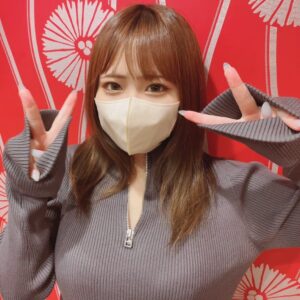 [FC2-PPV-4072367]【どうなってんだこの身体】 超乳ダンサーのえっぐい腰振り！ 彼氏持ちマ●コで激ピス生搾り！【りほ(22)】【レビュー特典あり】に出ているAV女優名は？