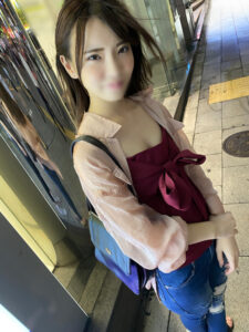 [FC2-PPV-4125964]★ちっぱいは正義★アプリでゲットした「Bカップ」スレンダー女●大生・19歳に出ているAV女優名は？