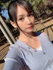 [FC2-PPV-4161355]アプリハメ撮り☆就活中のめっかわ女子大生・20歳 可愛い顔してナマ交尾大好き♪中出し2回に出ているAV女優名は？