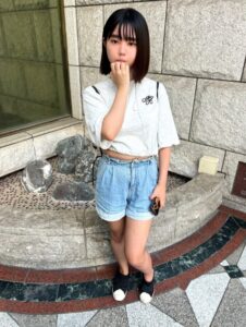 [FC2-PPV-4485622]顔出し【個人撮影】ハメ撮りが大好きなむっつりマ●コちゃんとの割り切り_膣内をザーメンで満たしてあげましたwに出ているAV女優名は？