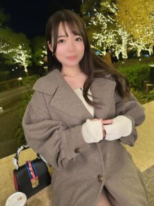 [FC2-PPV-4542553]【素人・中出し】かわいすぎる「超人気」メンエス嬢・ひなちゃん24歳★ピンクの乳首にフル勃起⇒連続中出しに出ているAV女優名は？