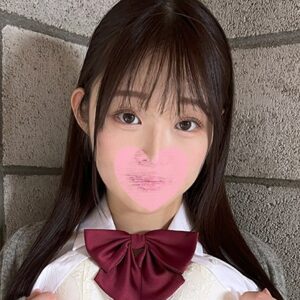 [FC2-PPV-4614558]【史上最高の女体×中年チ〇ポ】黒髪清楚な聡明理系女〇は誰のチ〇ポでもどんな体位でも大量潮噴出【素人乱交サークル秘蔵映像98】に出ているAV女優名は？