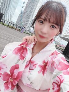 [FC2-PPV-4625611]神引き！マチアプで知り合った可愛すぎる専業主婦・28歳⇒結婚2年で欲求不満の浮気SEX⇒かわいいお顔でイキ潮連発！ぐちょ濡れ生交尾『あや』に出ているAV女優名は？