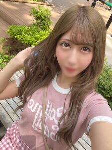 [FC2-PPV-4635714]既婚者です★結婚一年目の「白ギャル」奥様と真昼間から交尾しまくりました⇒生ちんぽで膣奥ガン突きの②SEX（中出し＆顔射）『しいな』に出ているAV女優名は？