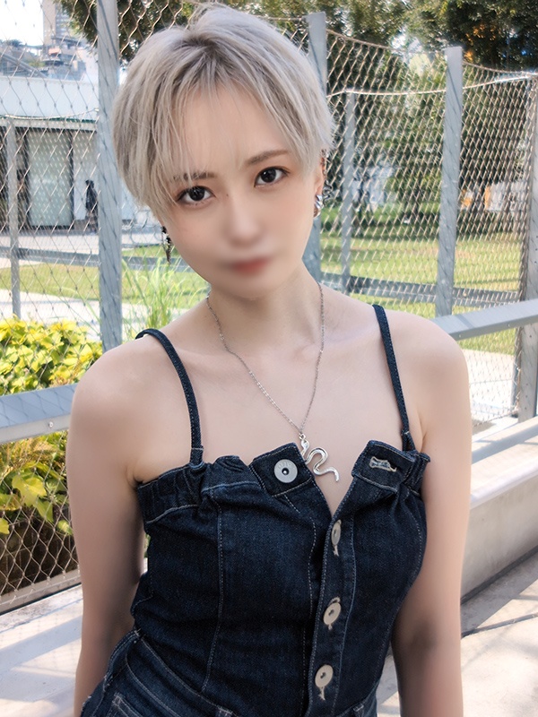 亜弓れおん