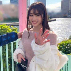 [FC2-PPV-4690907]【陽キャビッチ】横浜界隈騒然清楚系肉便器ふみのちゃん デカマラ”バレット”ピストンでガチアクメ昇天突き抜けファッキン!!に出ているAV女優名は？