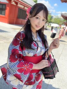 [FC2-PPV-4706283]⚠ずっシコ案件⚠いちいち可愛い！【続】元パリピな巨ちん大好き専業主婦・28才 旦那のお留守にいちゃラブ中出しSEX旅行してきました『まゆみ』に出ているAV女優名は？