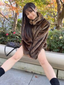 [FC2-PPV-4759589]【上玉・中出し】めちゃ華奢ボディな貧乳＆美尻女子（２４）⇒敏感すぎるスレンダーボディを抱きしめながらのいちゃらぶ中出しおせっせ『さつき』に出ているAV女優名は？