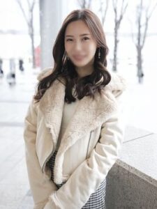 [FC2-PPV-4808113]【神回】ドM長身美人奥様が性癖マッチ率90%以上の高精度マチアプで旦那以外の絶倫ちんぽに突かれまくってメス堕ち中出し★あさみさん・31歳★に出ているAV女優名は？