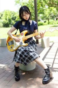 [FC2-PPV-4838973]【マゾビッチ】都内女子パンク界隈騒然　長身超絶淫乱ギタリスト バチボコ***まくりクレイジーファックに出ているAV女優名は？